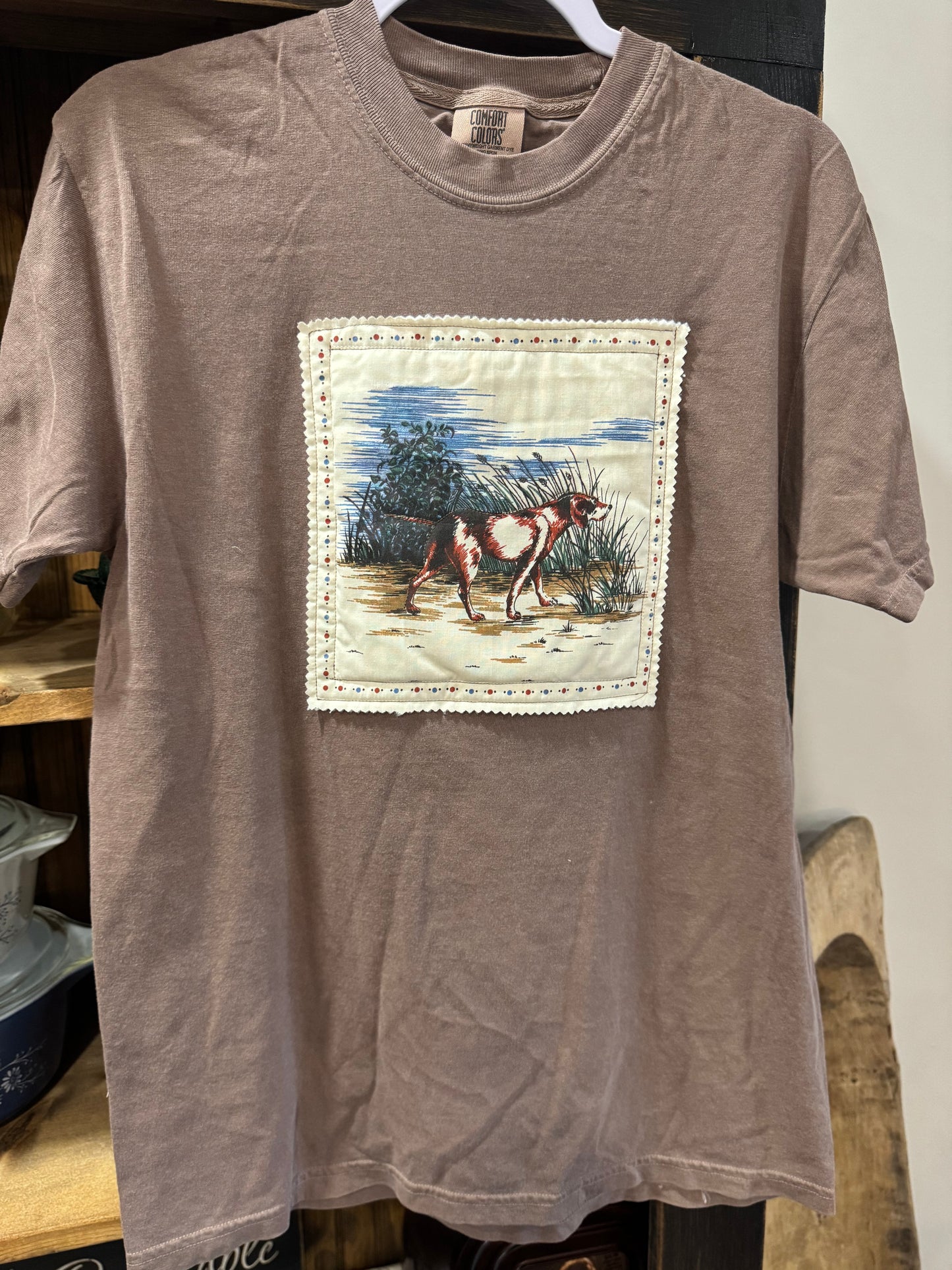 Medium Hunting Dog Quilted Tee