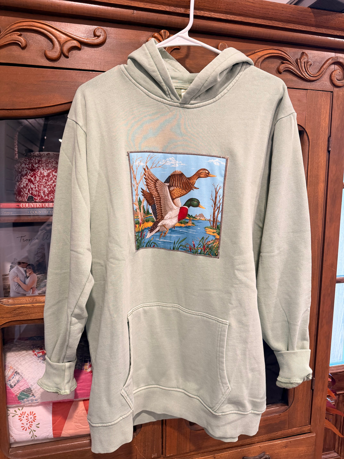 Large Duck Quilted HOODIE