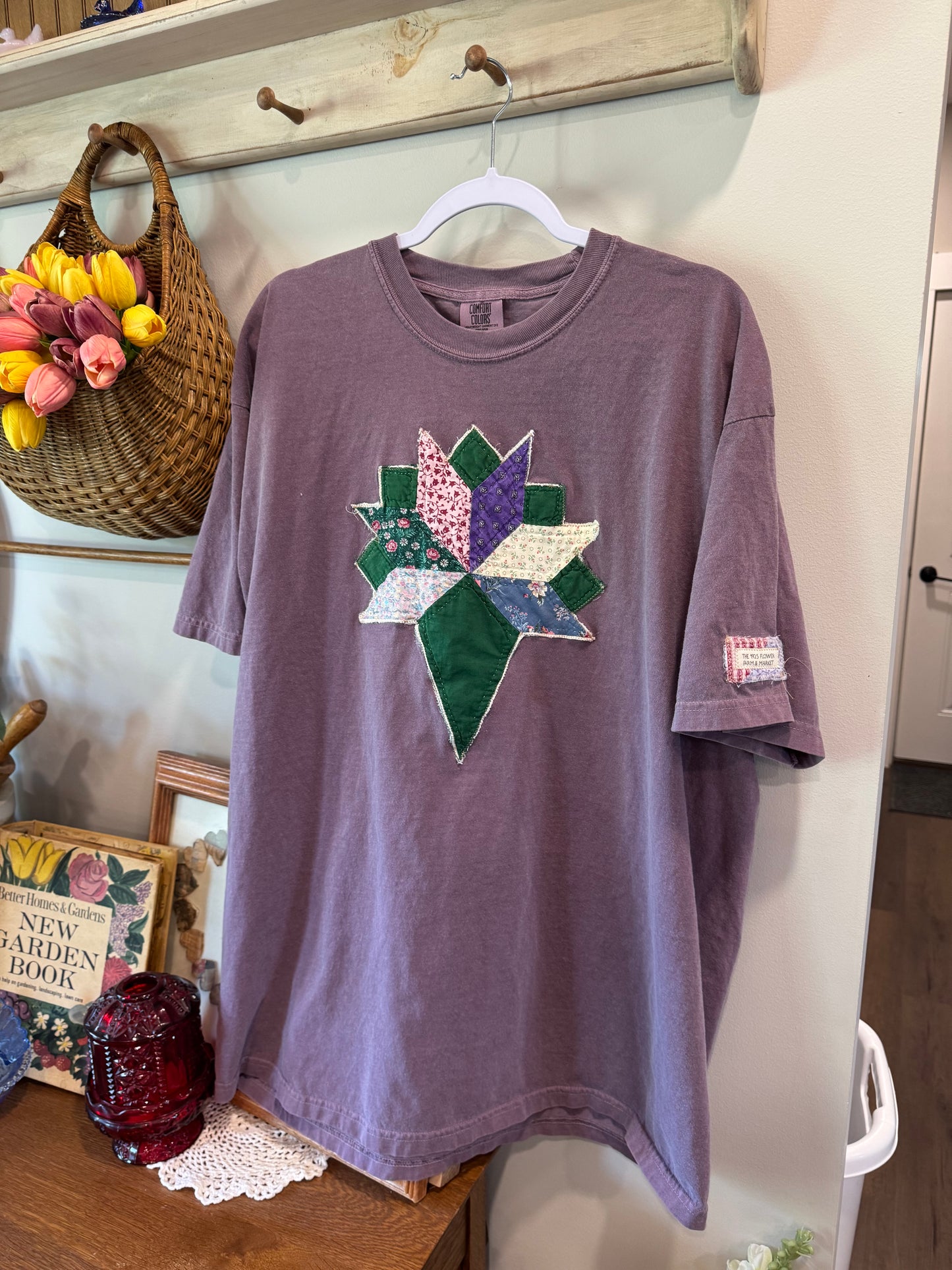 2XL Quilted Flower Bouquet Tee